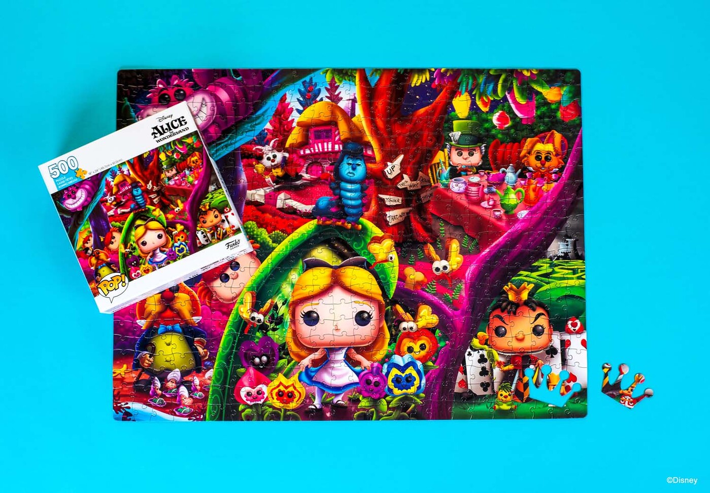 https://produkte.hutter-trade.com//files/products/1113/101/de/medium/pop-puzzle-alice-in-wonderland-von-funko-0889698721653-deko-%20(2)72dpi.jpg